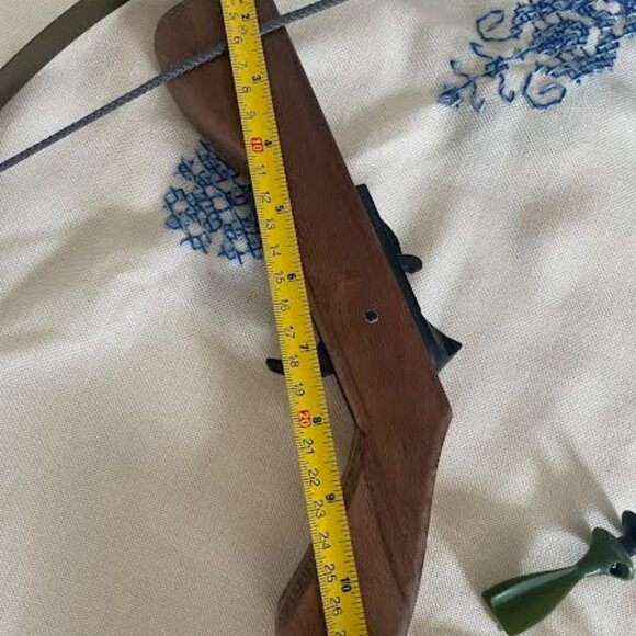 Rubber Dart Crossbow Archery Set, Incl. Crossbow, Target and Darts - Picture 8 of 11